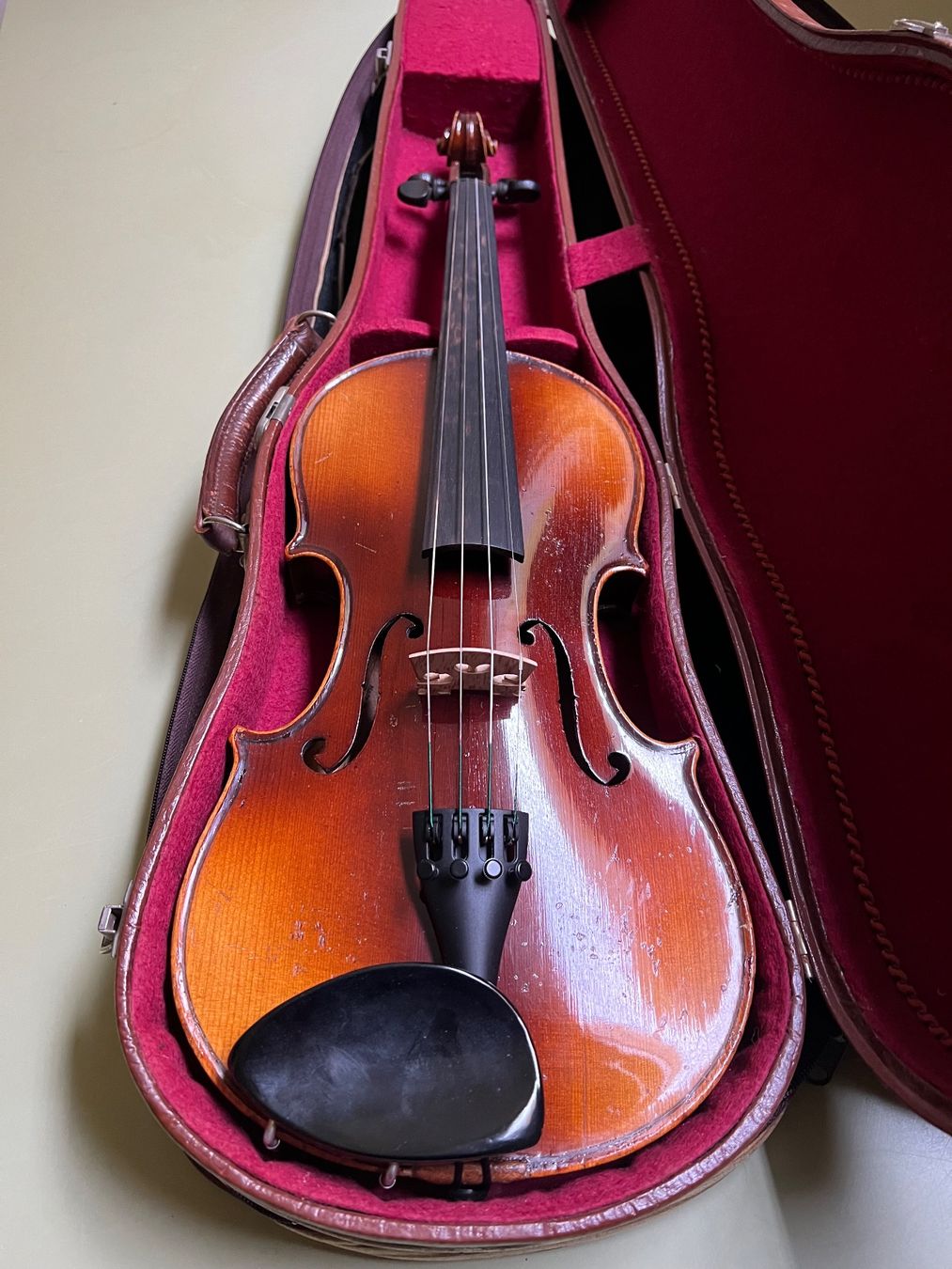 Strumenti musicali: Alte 4/4 Geige – Usato da Hochdorf venduto da Brandnew