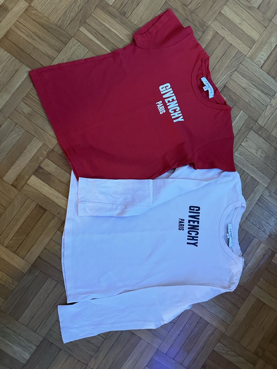 Givenchy Lotti & Set di vestiti: 2 Givenchy Shirts, Gr. 8, rosa und rot – Usato da Neuenhof venduto da prada010