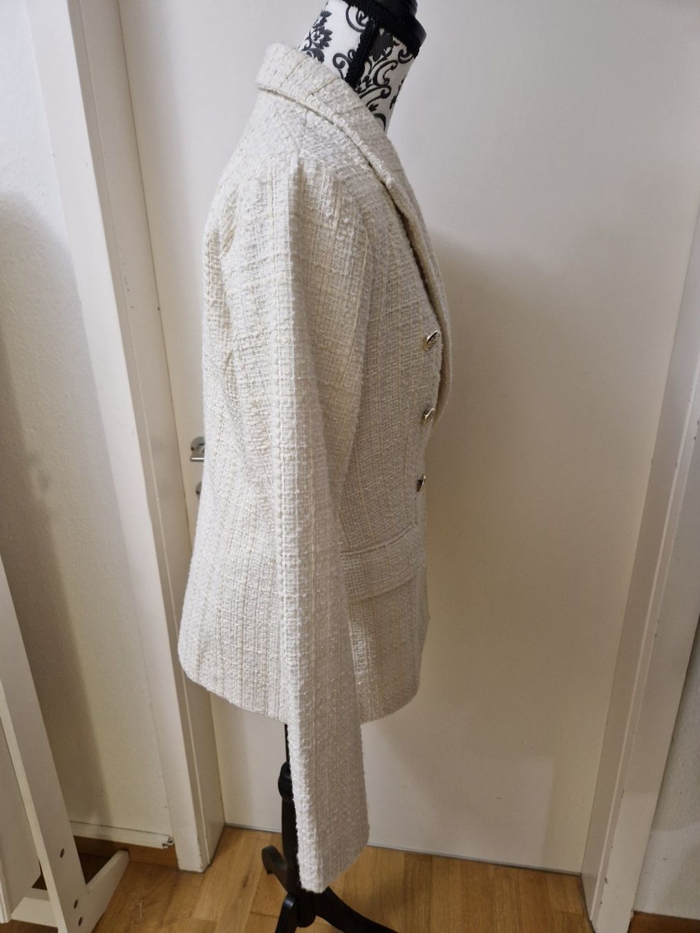 Zebra Jacken: Schicker Tweed Blazer, creme, Gr. L, silberne knöpfe – Neu und originalverpackt aus Glattbrugg von mas_75t2 3