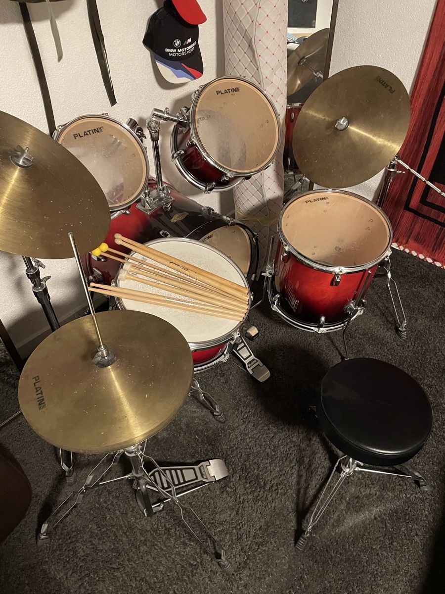 Strumenti musicali: Schlagzeug Komplett – Usato da Aedermannsdorf venduto da sir-lanzelot
