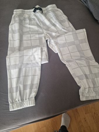 Karierte Jogginghose Gr. L bequem stylisch und Neu