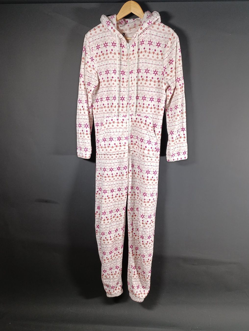 Negligees & Pyjamas: CHICORÉE Pyjama une pièce – Gebraucht aus Thielle von Plusvalue_Neuchatel
