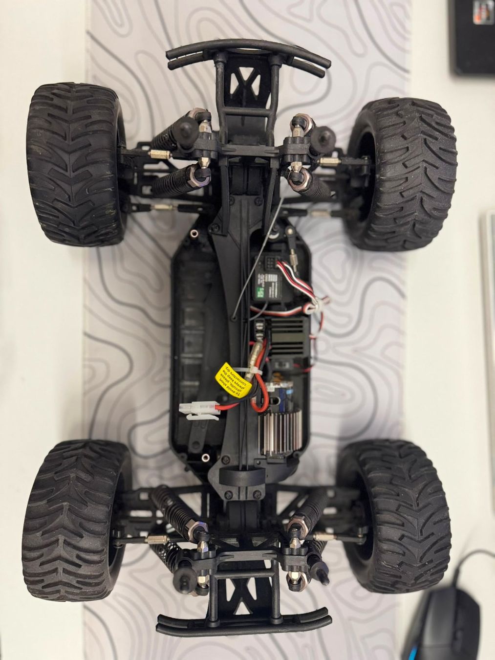 RC Kits de montage: Ferngesteuerte Autos – D'occasion à oberrohrdorf par mouly78 4