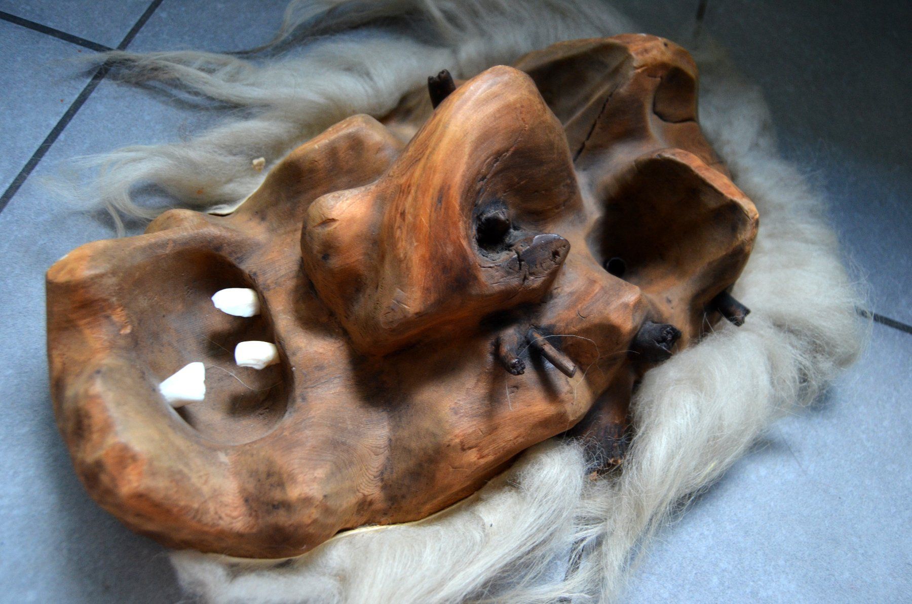 Masken: Masque Tschaeggaetae Maske – Gebraucht aus Collonges von arashee 1