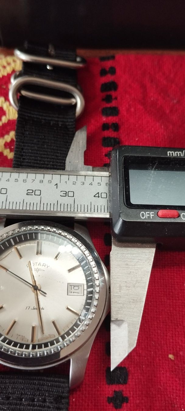 Rotary Orologi: montre mecanique Rotary – Usato da La Chaux-de-Fonds venduto da jac_9llg 8