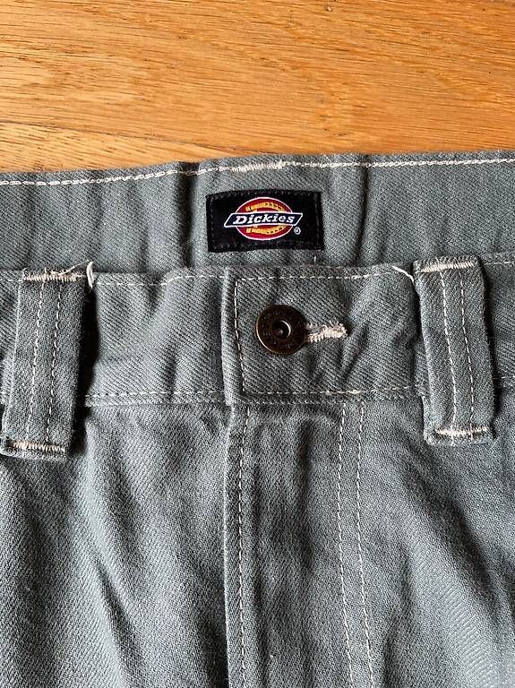 Jeans: Dickies Jeans grün W31 L32 – Usato da Zürich venduto da ele_hhb2 1