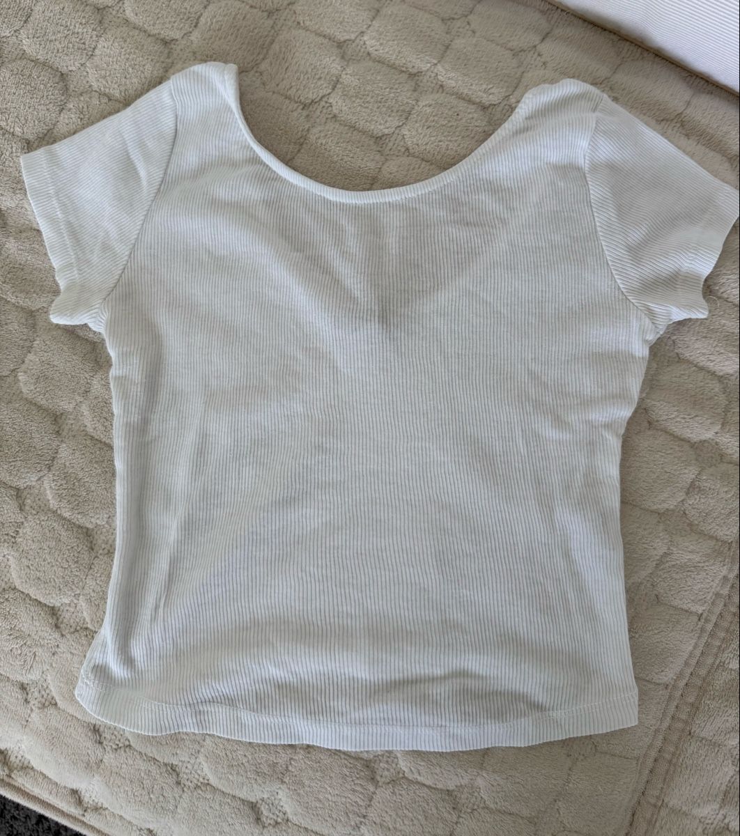 Zara Top: Zara Top Court Blanc - Taille M – Usato da Châtelaine venduto da nan_j75j 1