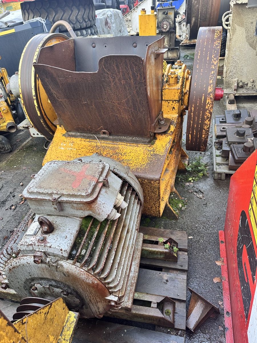 Toutes les machines: Steinbrecher, backenbrecher – D'occasion à lyssach par brax2019 6
