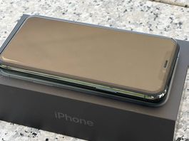 iPhone 11 Pro Midnight Green 256 GB keine Kratzer!!!