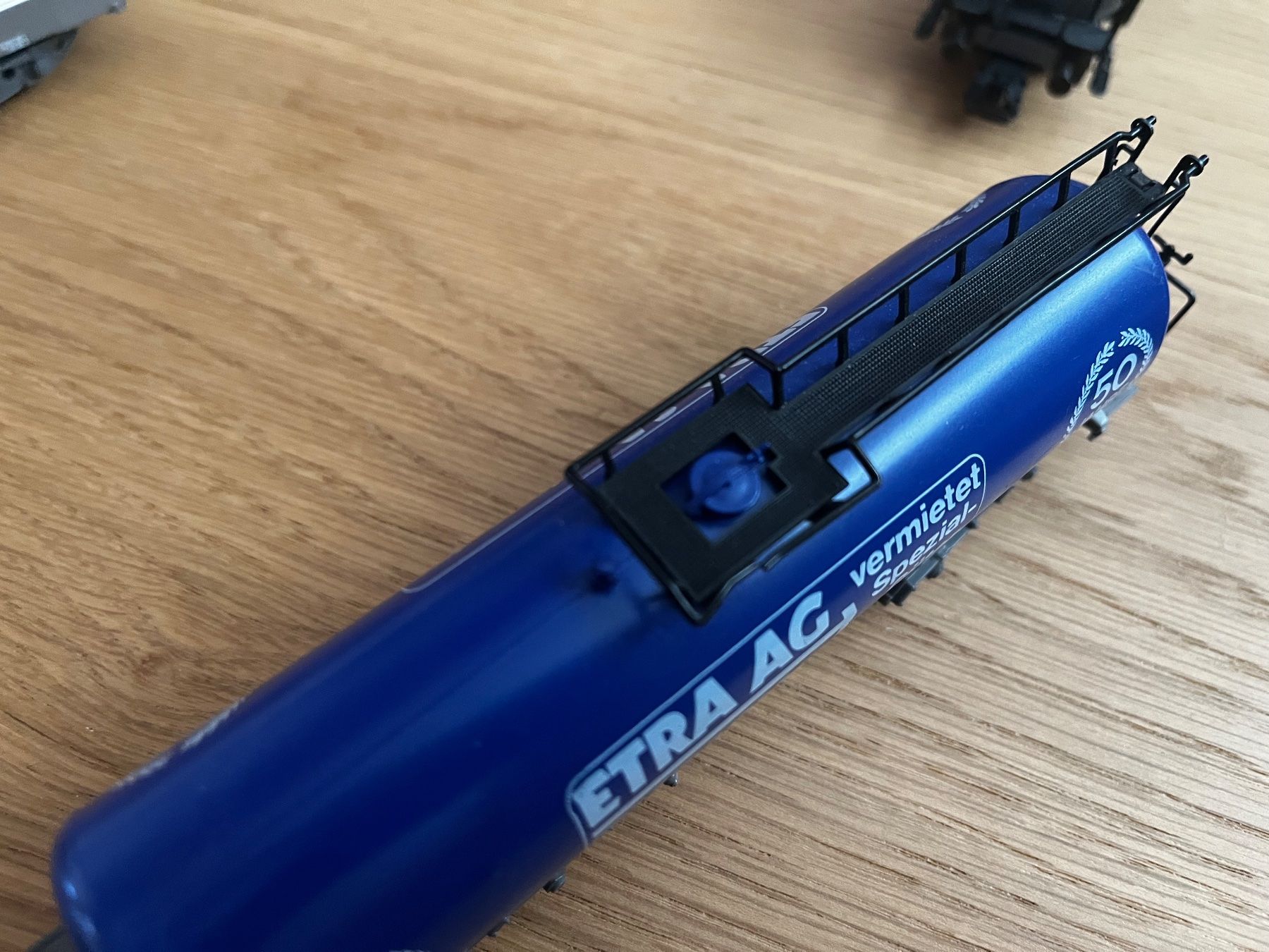 Märklin Modellini di ferrovie: Marklin ETRA 4787 SBB Kesselwagen-Set – Usato da Mollis venduto da zurichakos 2