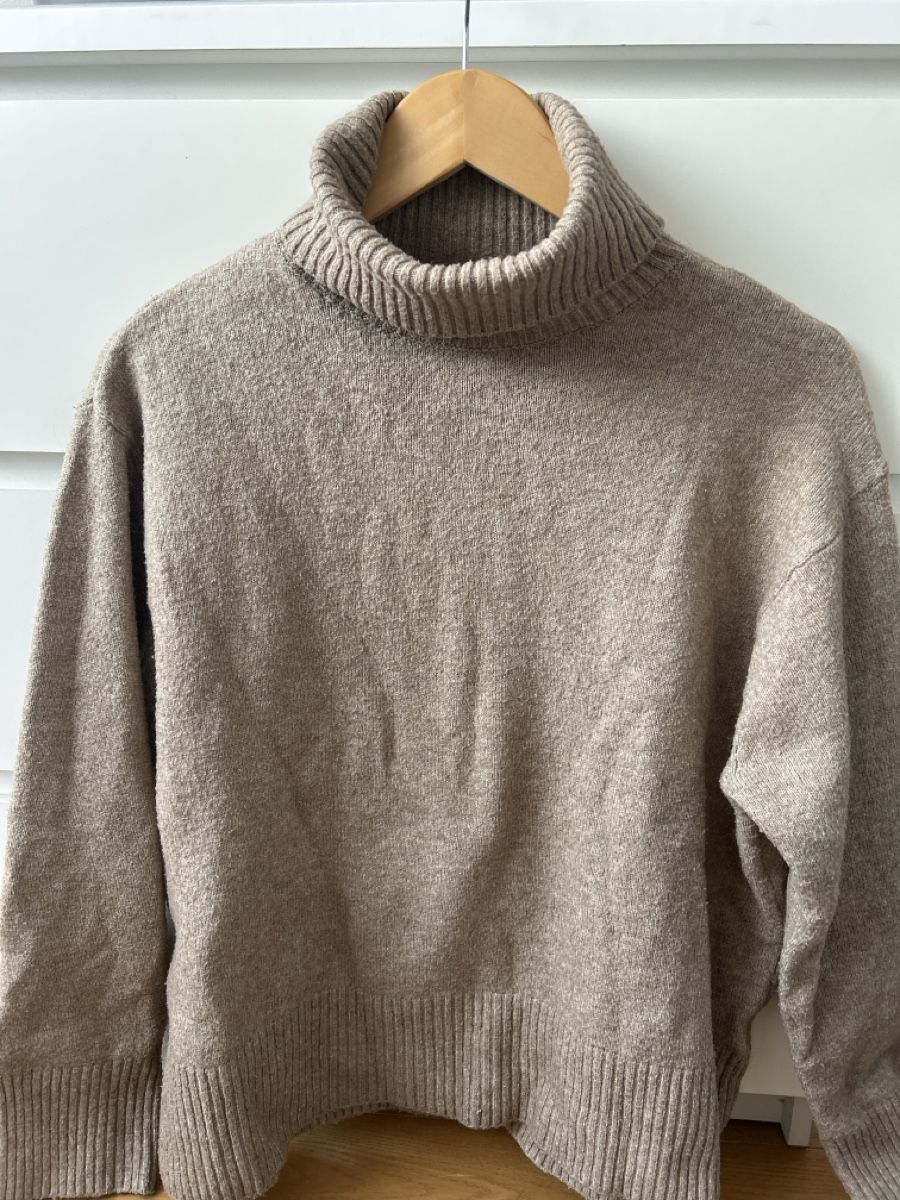Lotti di vestiti: Kleiderpaket 2 Wollpullis – Usato da Fraubrunnen venduto da alne777 1