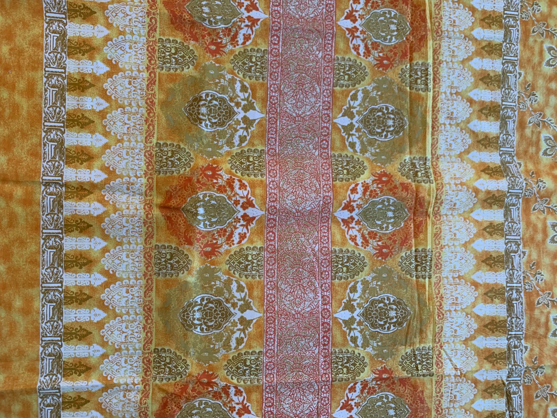 Decken: Tagesdecke ca. 210x270 Farbe Orange-Gelb – Neu (gemäss Beschreibung) aus Adliswil von Majeska 2