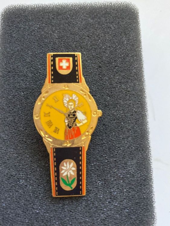 PIN S MONTRE SUISSE Acheter sur Ricardo