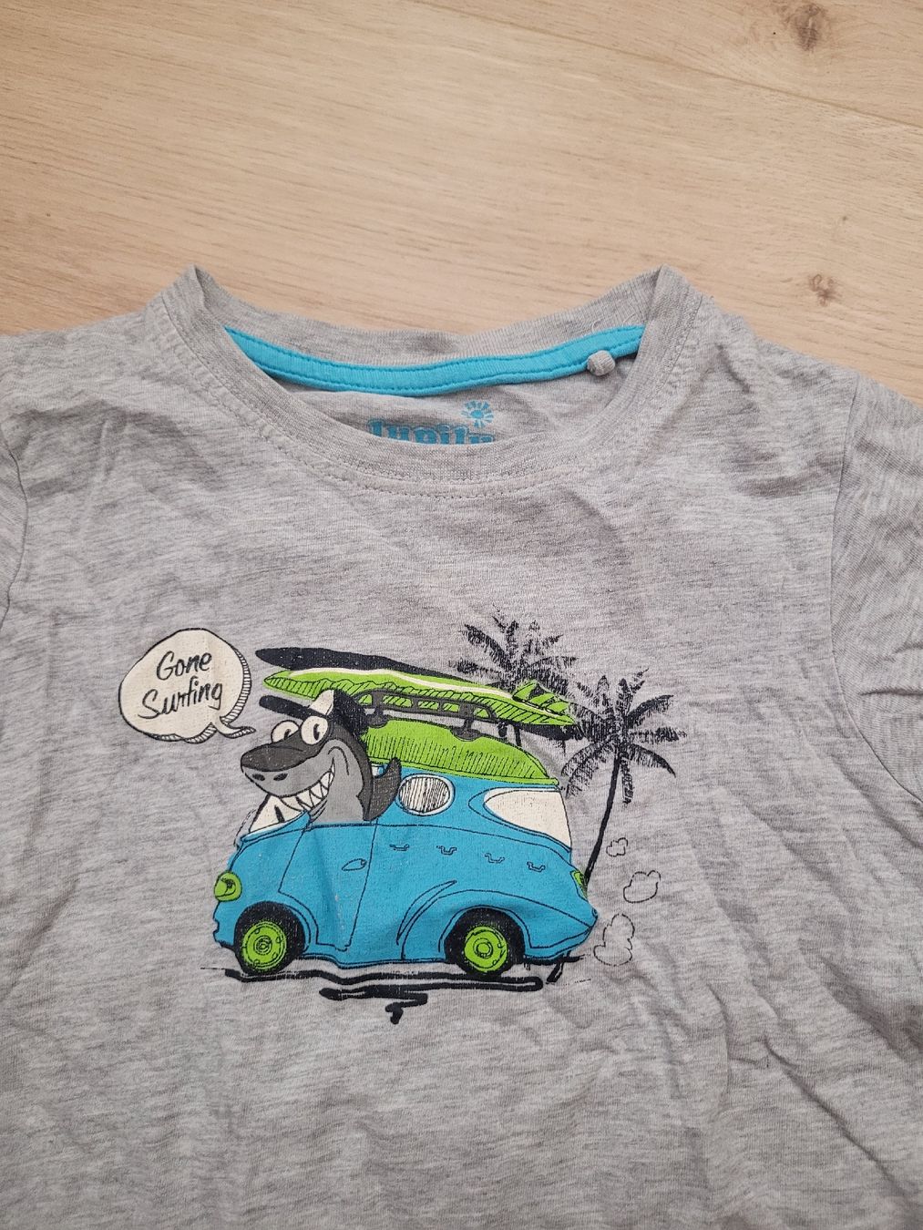 Hemden, T-Shirts & Polos: t-shirt Gr. 98/104 – Gebraucht aus Lupsingen von sta_wgg5 1