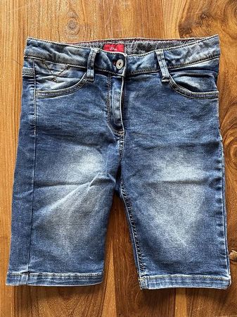 s.Oliver Jeans Shorts Gr. 140 / 146 Blau