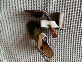 Bianca Di Ledersandalen mit hohen Absätzen