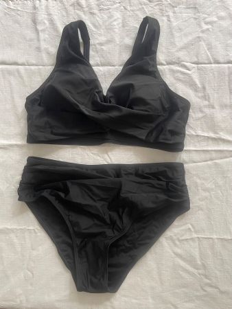 Bikini schwarz NEU