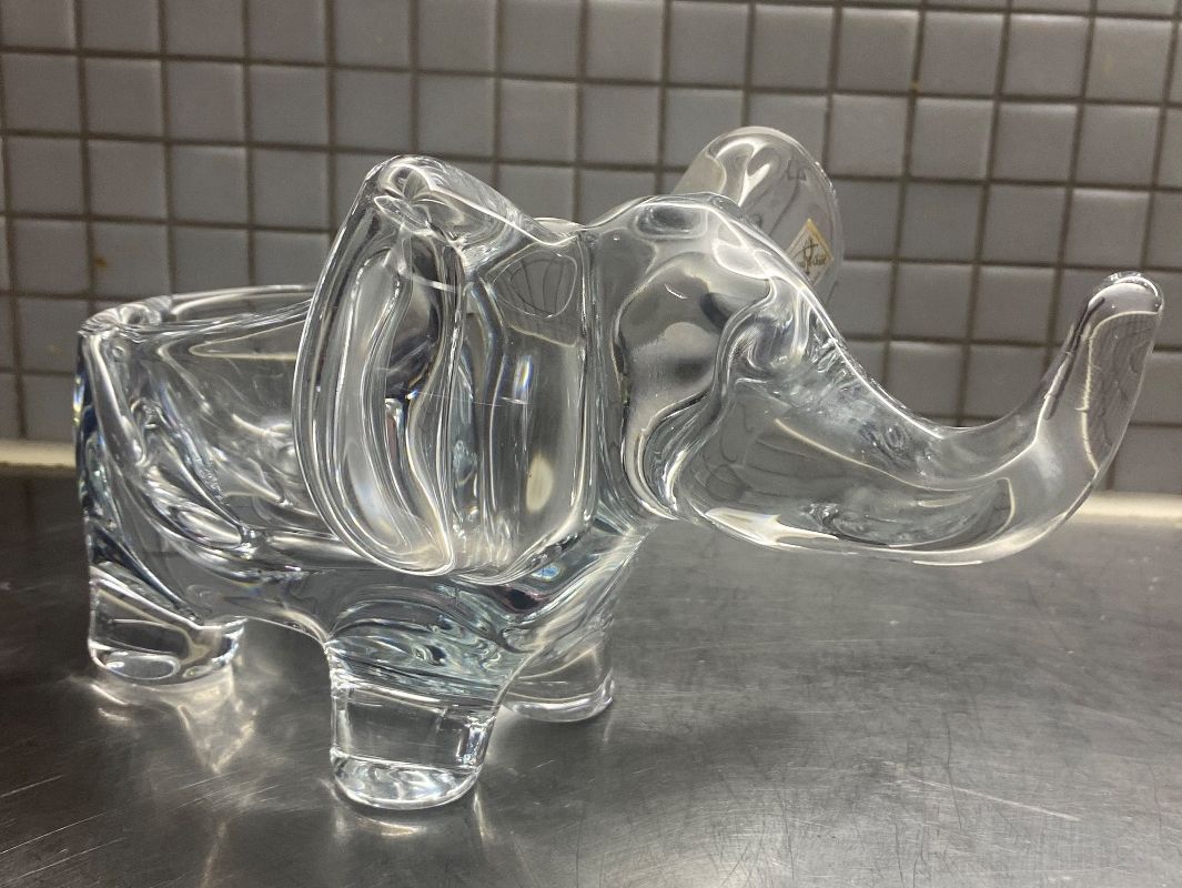 Statuette: Elefant Glasfigur Vannes Kristallglas – Usato da Solothurn venduto da BORGHAGEN 6
