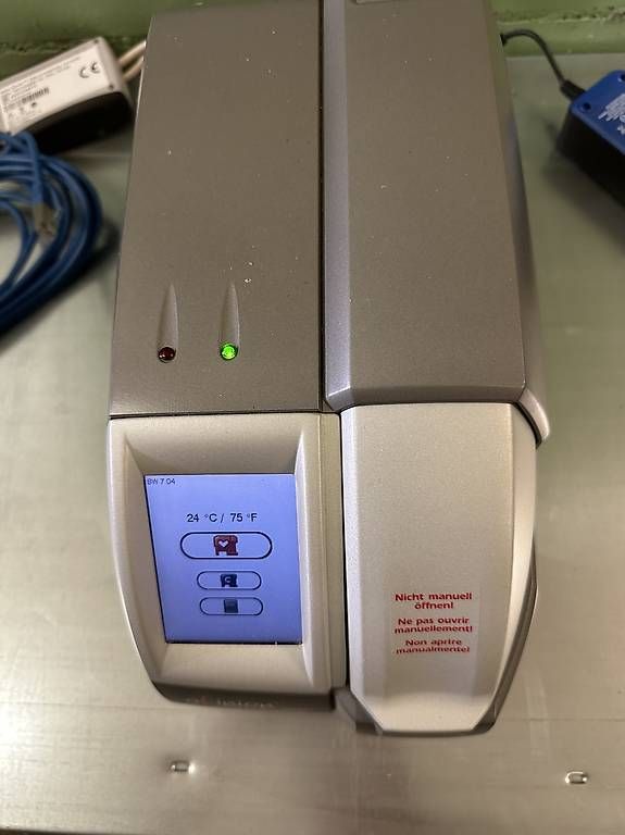 Attrezzature mediche: Afinion AS100 Analyser – Usato da Nebikon venduto da schnischna80 3