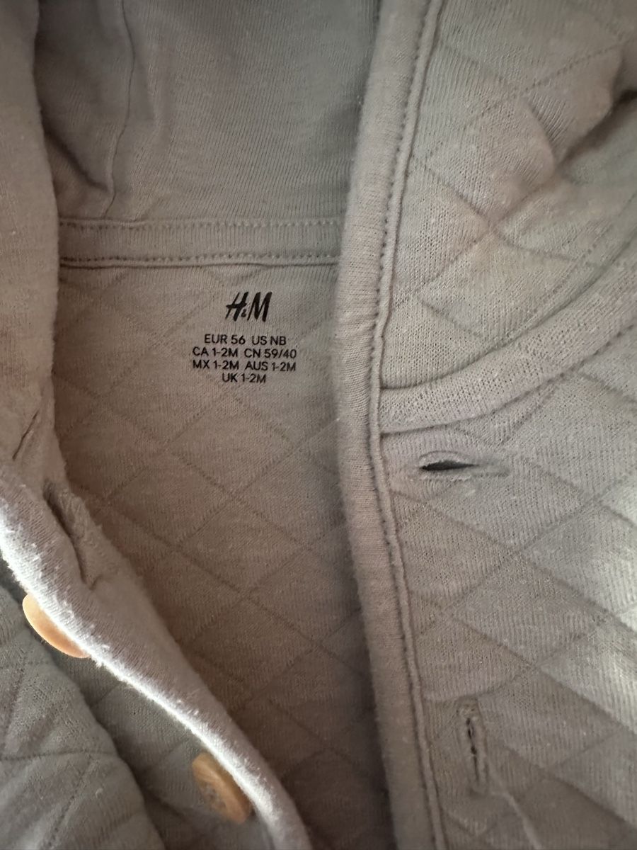 H&M Lots de vêtements: Babyjacke mit Hose – D'occasion à Birmenstorf AG par hor_zdb9 1