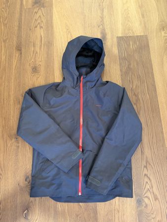 Hardshell Quechua Regenjacke Gr. S / 151-160