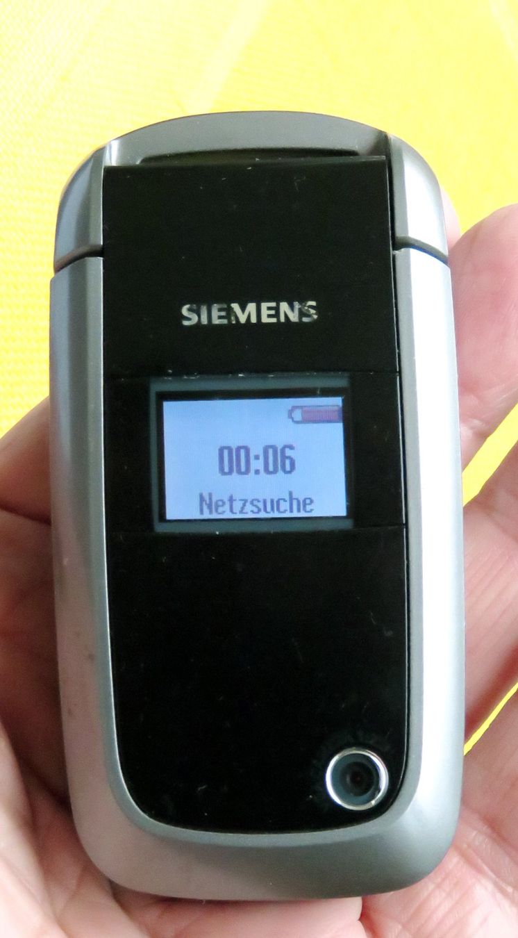 Siemens Telefoni cellulari / Smartphones: Siemens CF75: seltenes Sammlerstück – Nuovo (secondo la descrizione) da Untersiggenthal venduto da Zarkok 1
