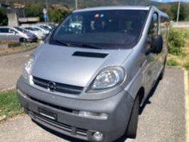 Opel Vivaro 1.9 TD 9 places