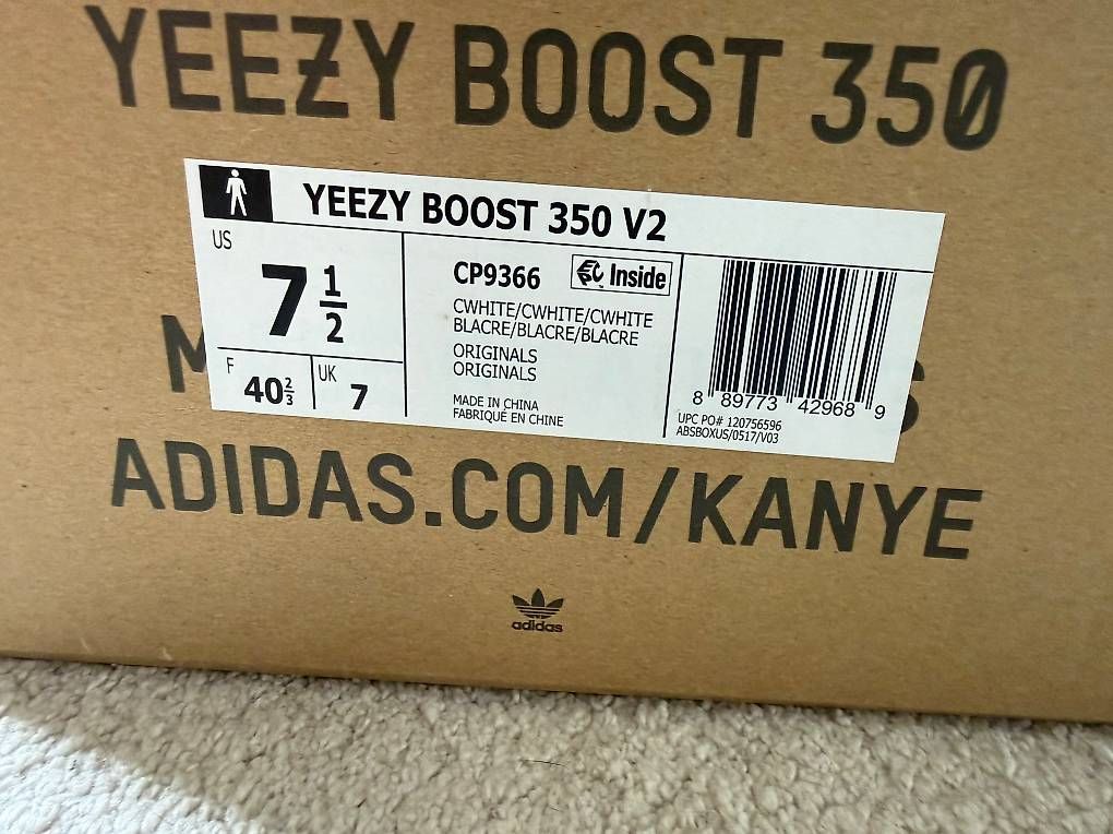 Adidas Scarpe da uomo: Yeezy Boost 350 White V2 - 40 2/3 – Nuovo e nell'imballaggio originale da Aubonne venduto da sgmf 1