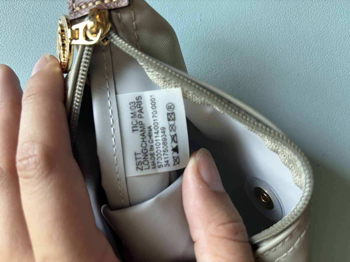 Longchamp Sacs femmes: Longchamp Le Pliage XS pochette pebble – Neuf (Voir description) à Zürich par eva_ng5v 6