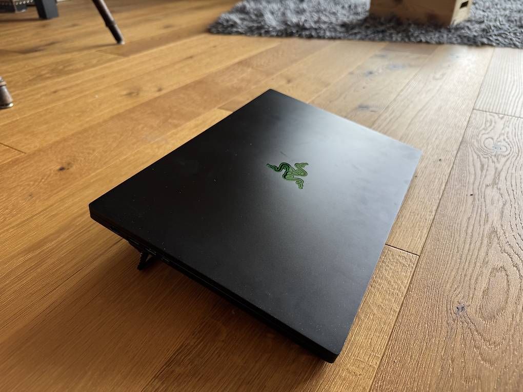 Razer Notebooks: Razer Blade 16 mit RTX 4090 (Mieten oder Kaufen auf Tutti) – Gebraucht aus Herzogenbuchsee von Zapilosotonograf 2