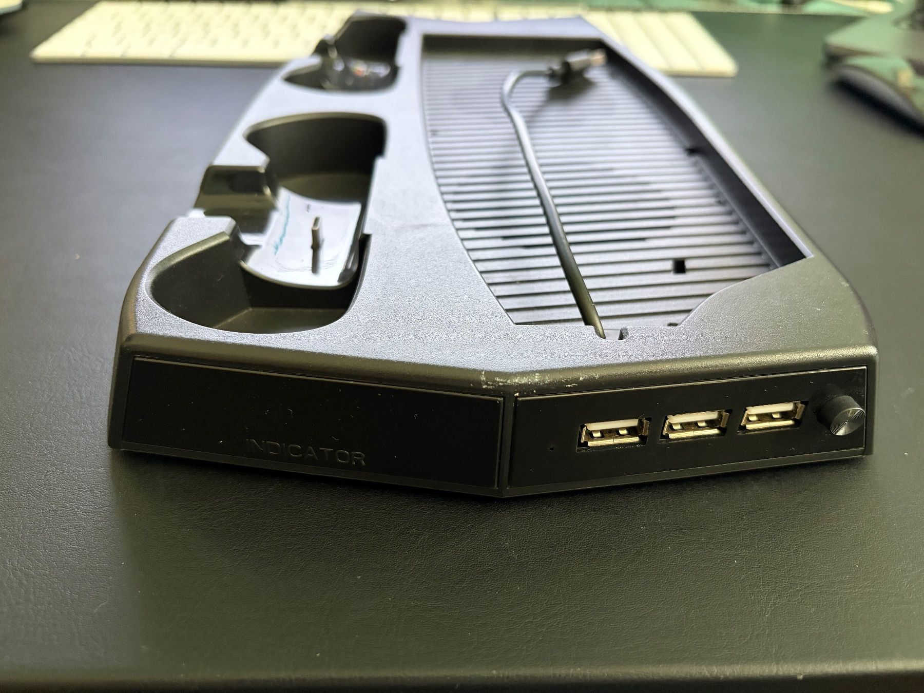 Docking station: Playstation 5 Dock/Charger/Kühler – Usato da spreitenbach venduto da starion05 1