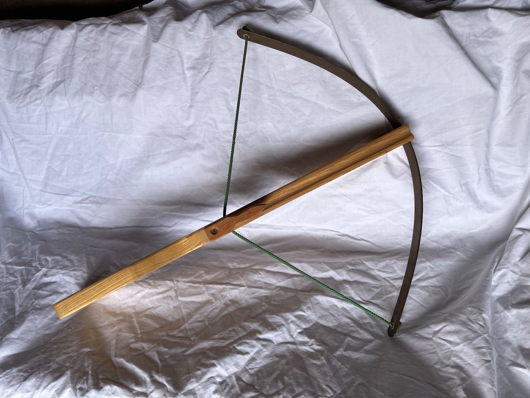 Giocattoli: Spielzeug Armbrust zweihändig Ritter 4 – Nuovo (secondo la descrizione) da Zürich venduto da gemuesebouillon 1