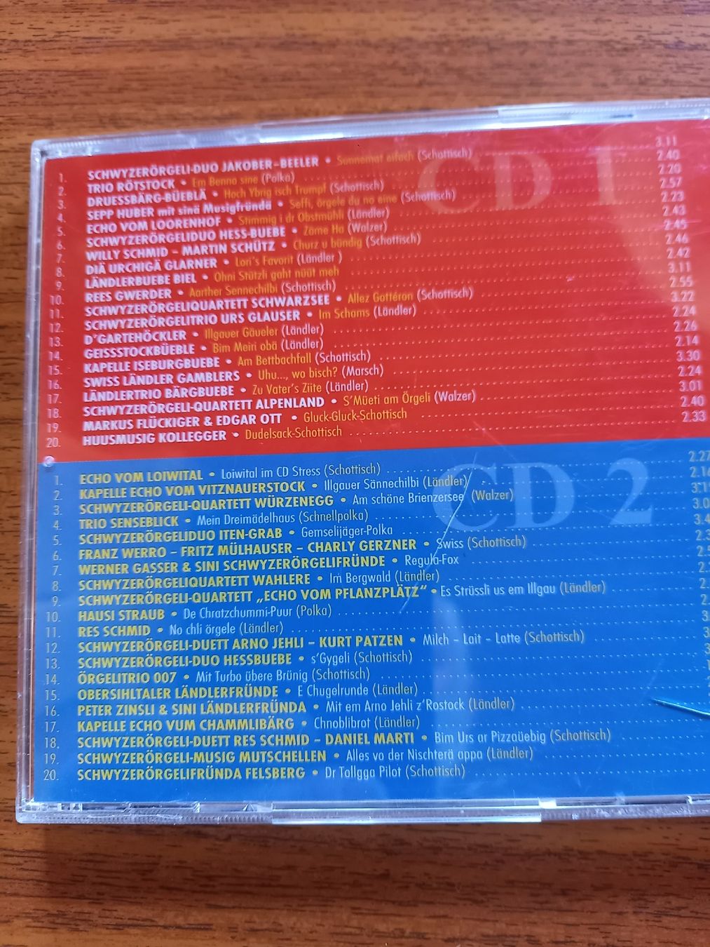 CDs: Schwyzerörgeli CD, gebraucht, mit  40 verschiedenen Kapellen – Gebraucht aus Galgenen von Allerlei8854 1