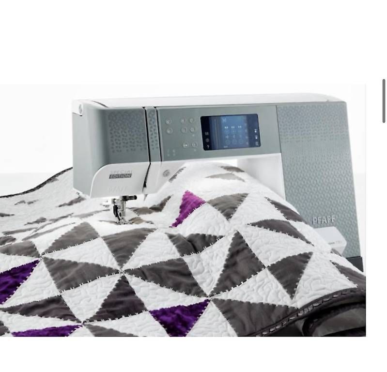 Toutes les machines: quilt expression 720 - Special Edition – Neuf avec emballage d'origine à Chavannes-des-Bois par and_gz9d 1