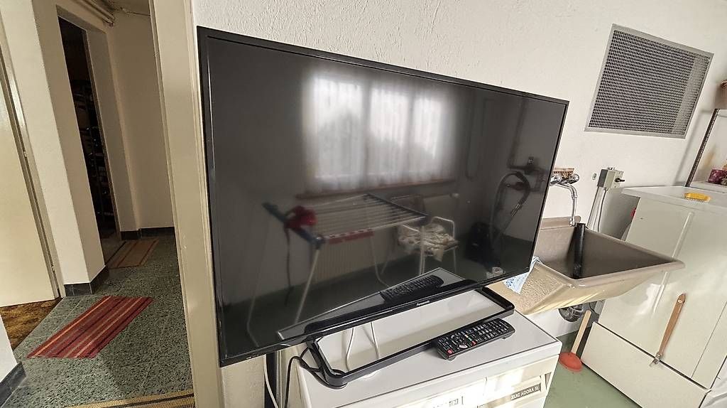 Appareils TV: TV Panasonic LCD – D'occasion à Bévilard par Loli_r