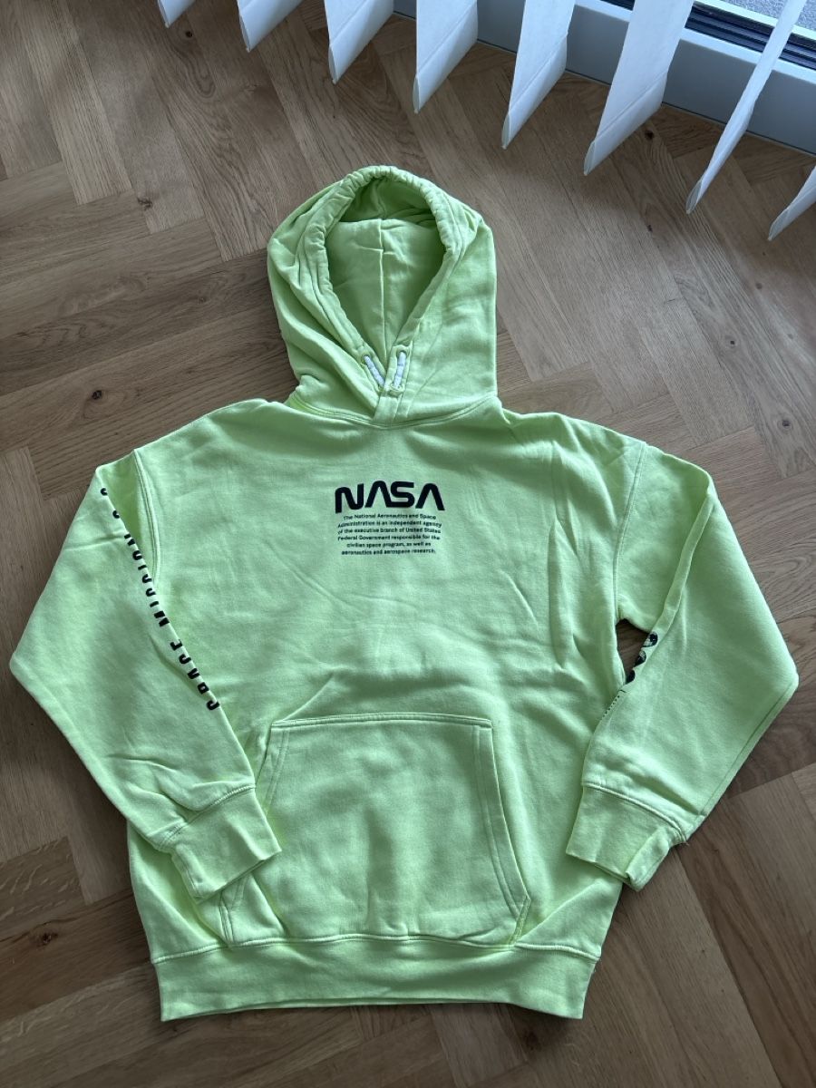 H&M Maglioni & Felpe: Kapuzenpullover von H&M, Grösse 158/164 – Nuovo (secondo la descrizione) da Wohlen AG venduto da Michi761