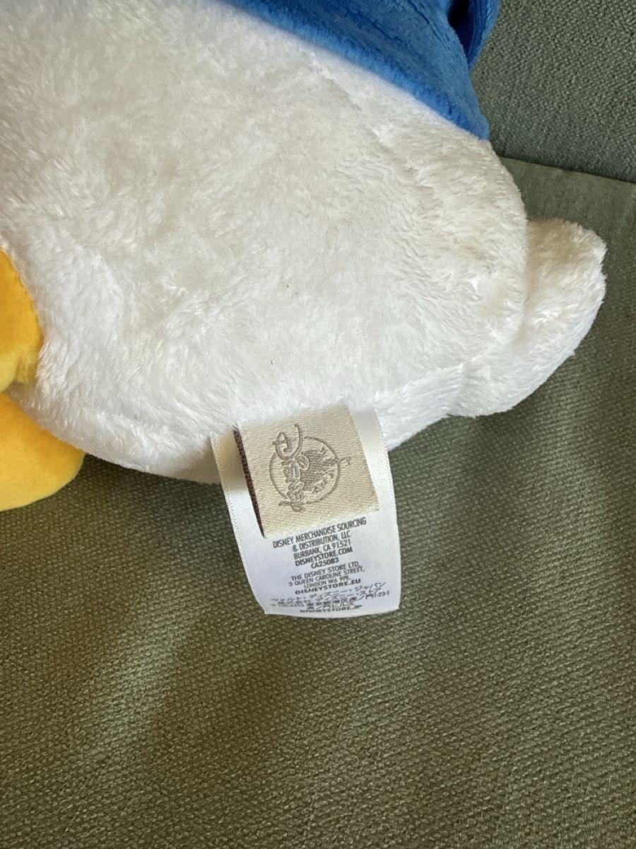 Disney Giocattoli: Peluche Donald de chez Disney store  – Usato da Genève venduto da fat_8jwz 1