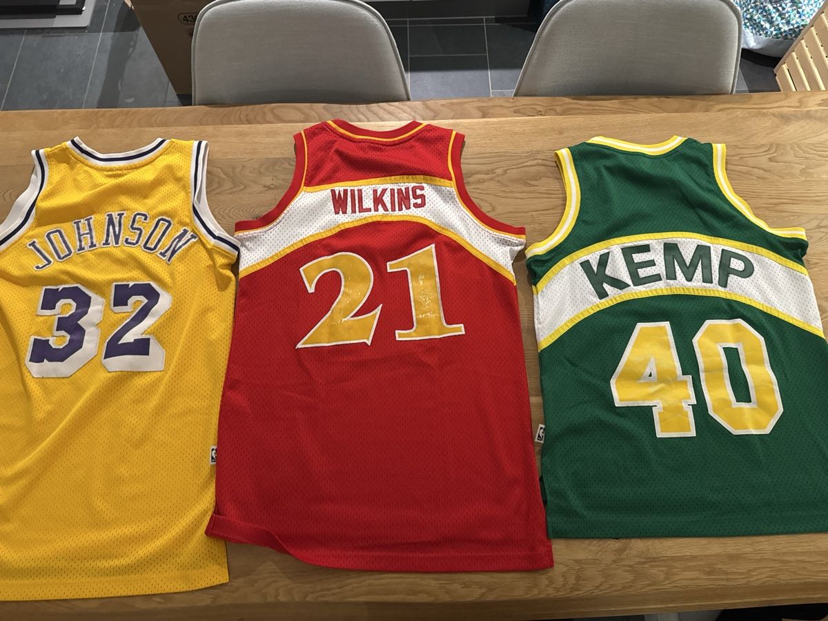 Canottiere & Pantaloni: Basketball Trikots – Usato da Ichertswil venduto da EldenLord 2