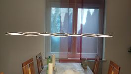 Moderne LED Hängelampe, funktioniert einwandfrei