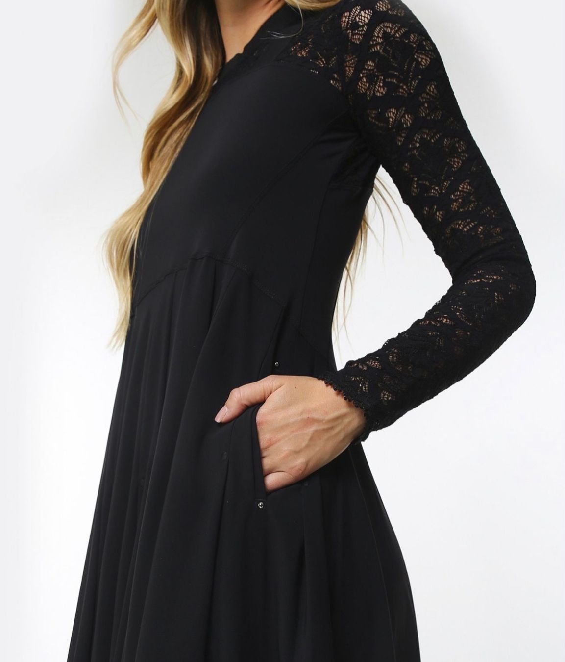 Vestiti: Damen Kleid M HIGH TECH – Usato da Vitznau venduto da cat_qsh8 1