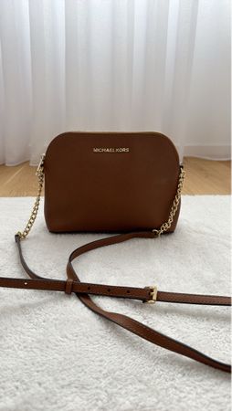 Elegante Michael Kors Handtasche in Braun - Top Zustand!