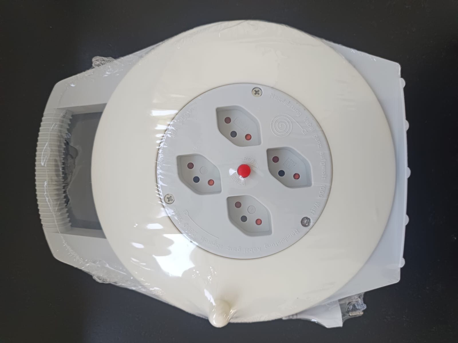 Cavi: Neue 10 Meter Kabelrolle. – Nuovo e nell'imballaggio originale da Buchs SG venduto da sem_vd5r