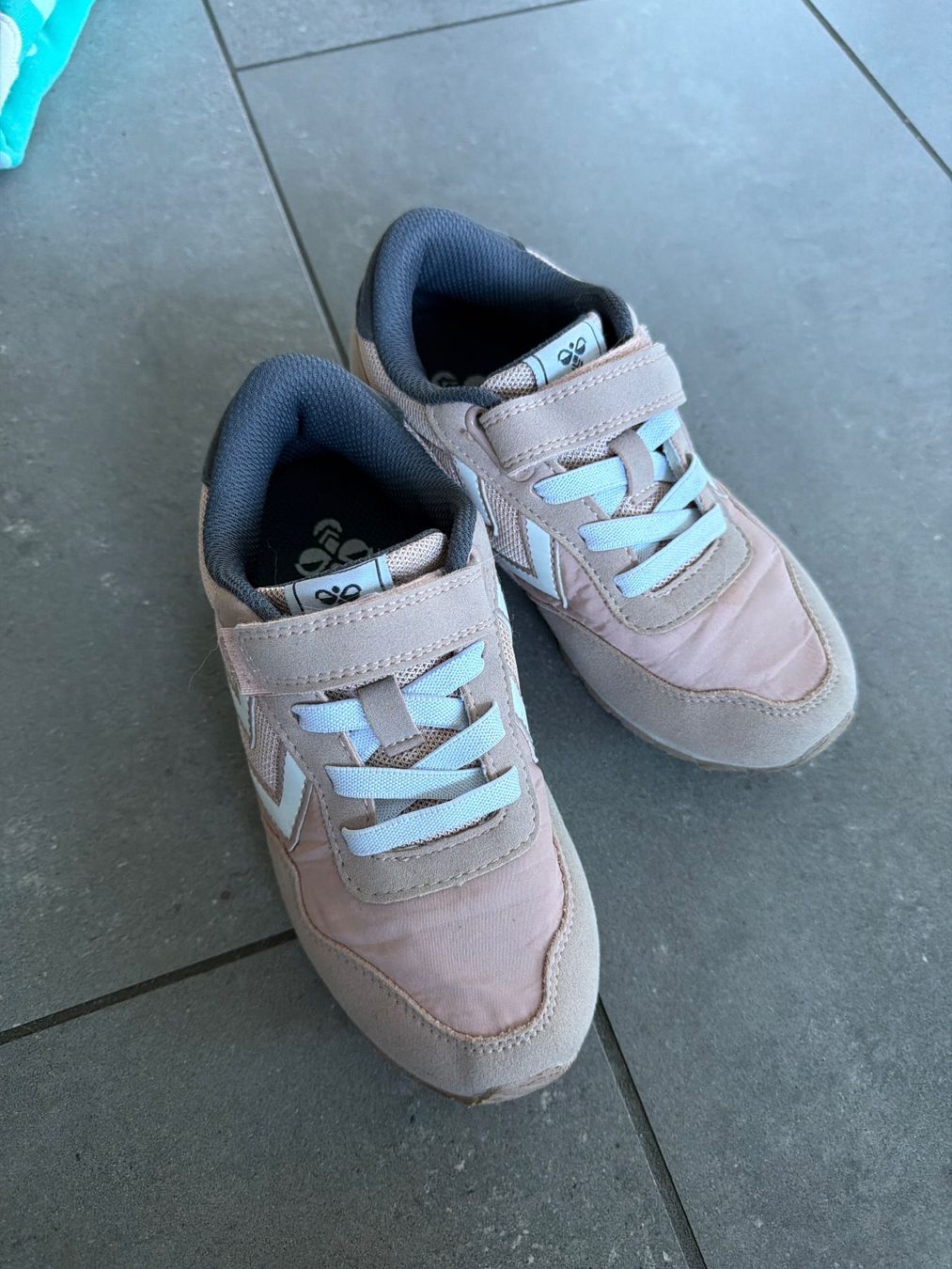 Hummel Scarpe per ragazze: Sneakers von hummel – Usato da Steffisburg venduto da elle013