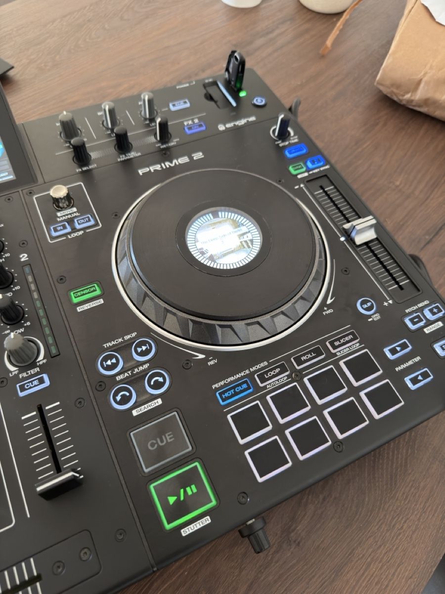 Denon Audio- & Mediensysteme: Denon DJ Prime 2 mit Originalverpackung – Gebraucht aus Zürich von Rocola26 1