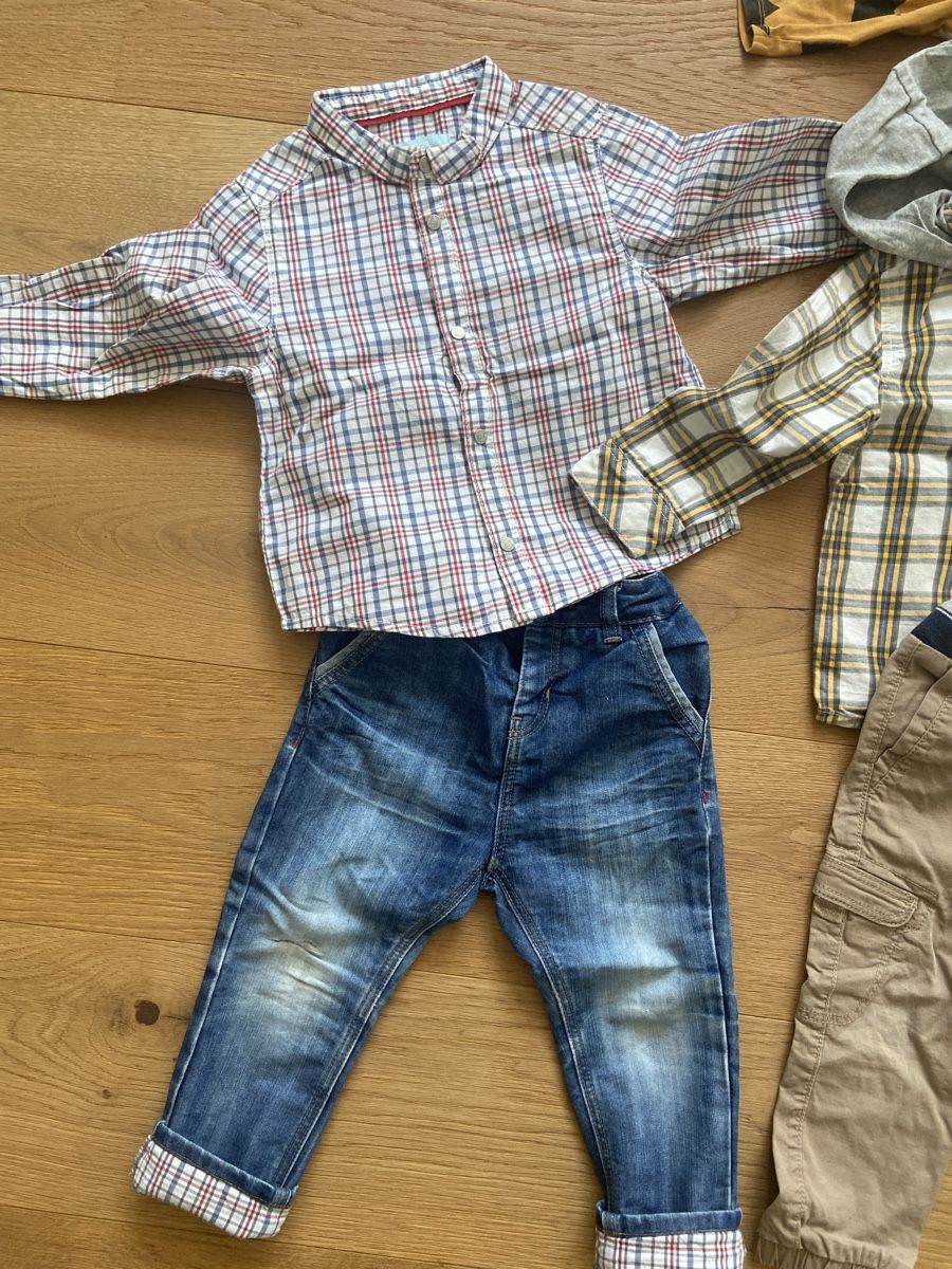 Lotti & Set di vestiti: Kinder Kleiderpaket, Grösse 86, Herbst/Winter – Usato da Brig venduto da jch_rq8z 1