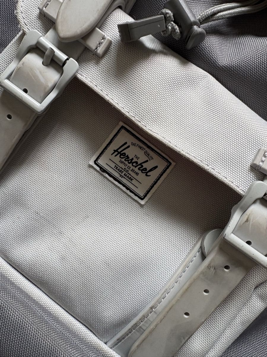 Herschel Zaini: Sac à dos Herschel gris – Usato da le landeron venduto da Ciuffo 2