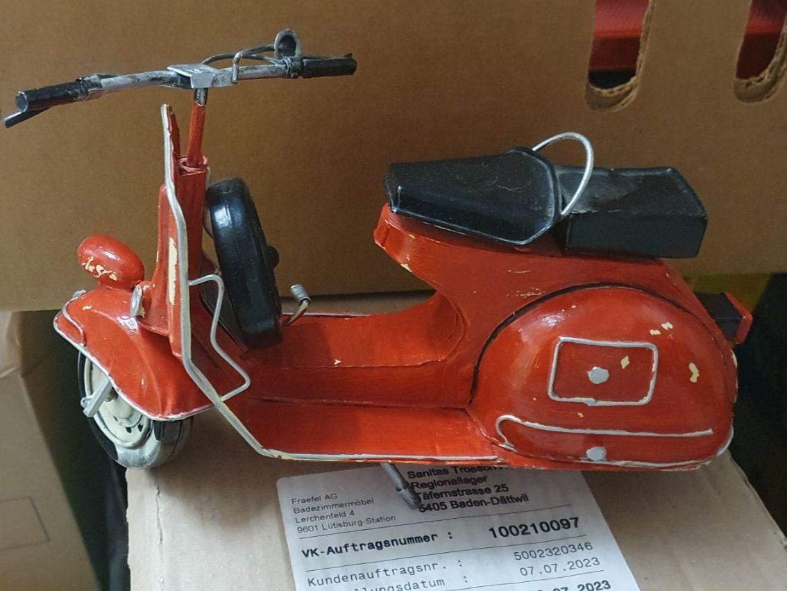 Vespa Kit di modellismo & Modellini statici: Vespa – Usato da Winterthur venduto da Epi52