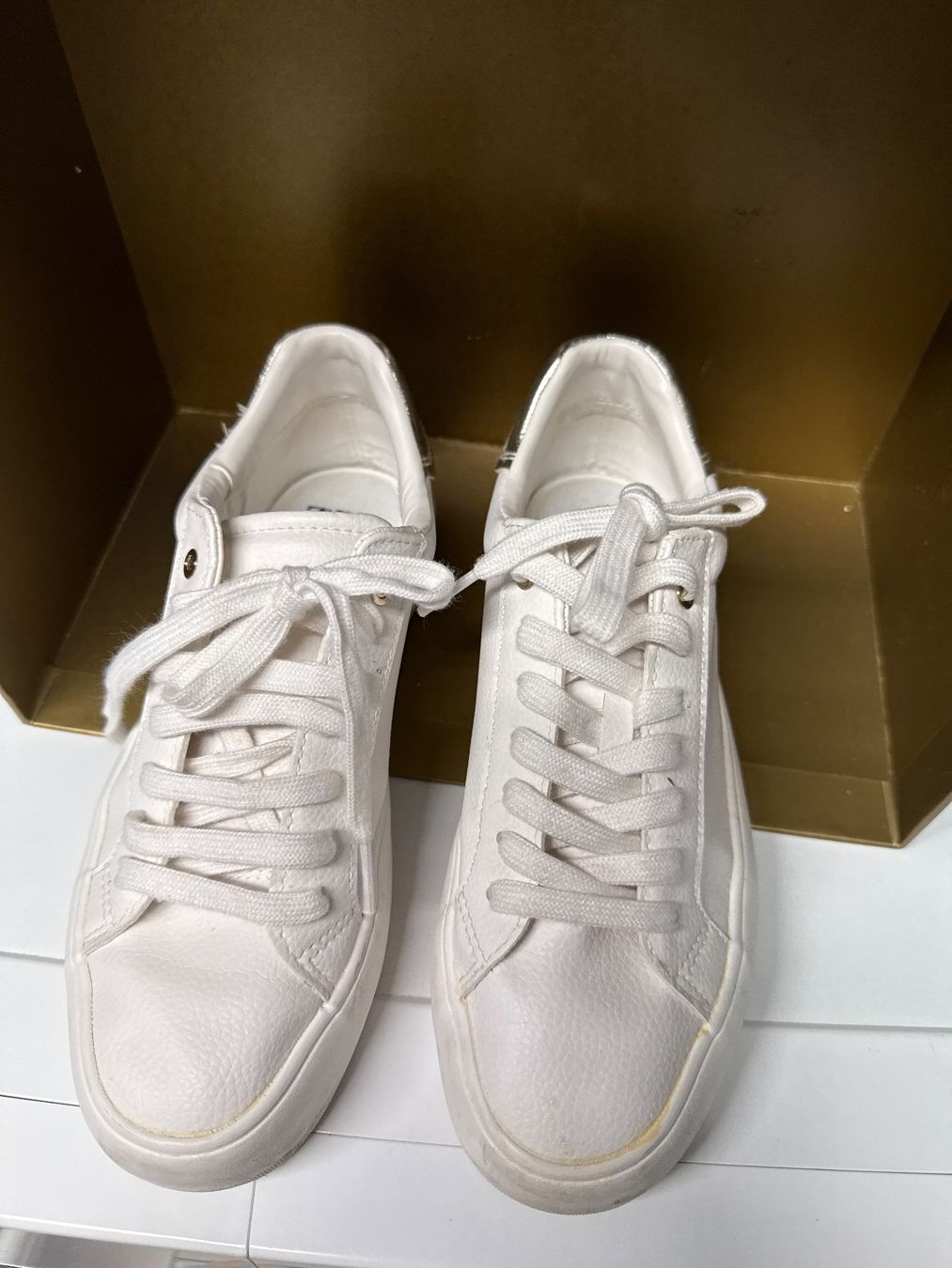 Zara Scarpe da donna: SCHUHE ZARA GR 37 – Usato da Birr venduto da WalkyriaM