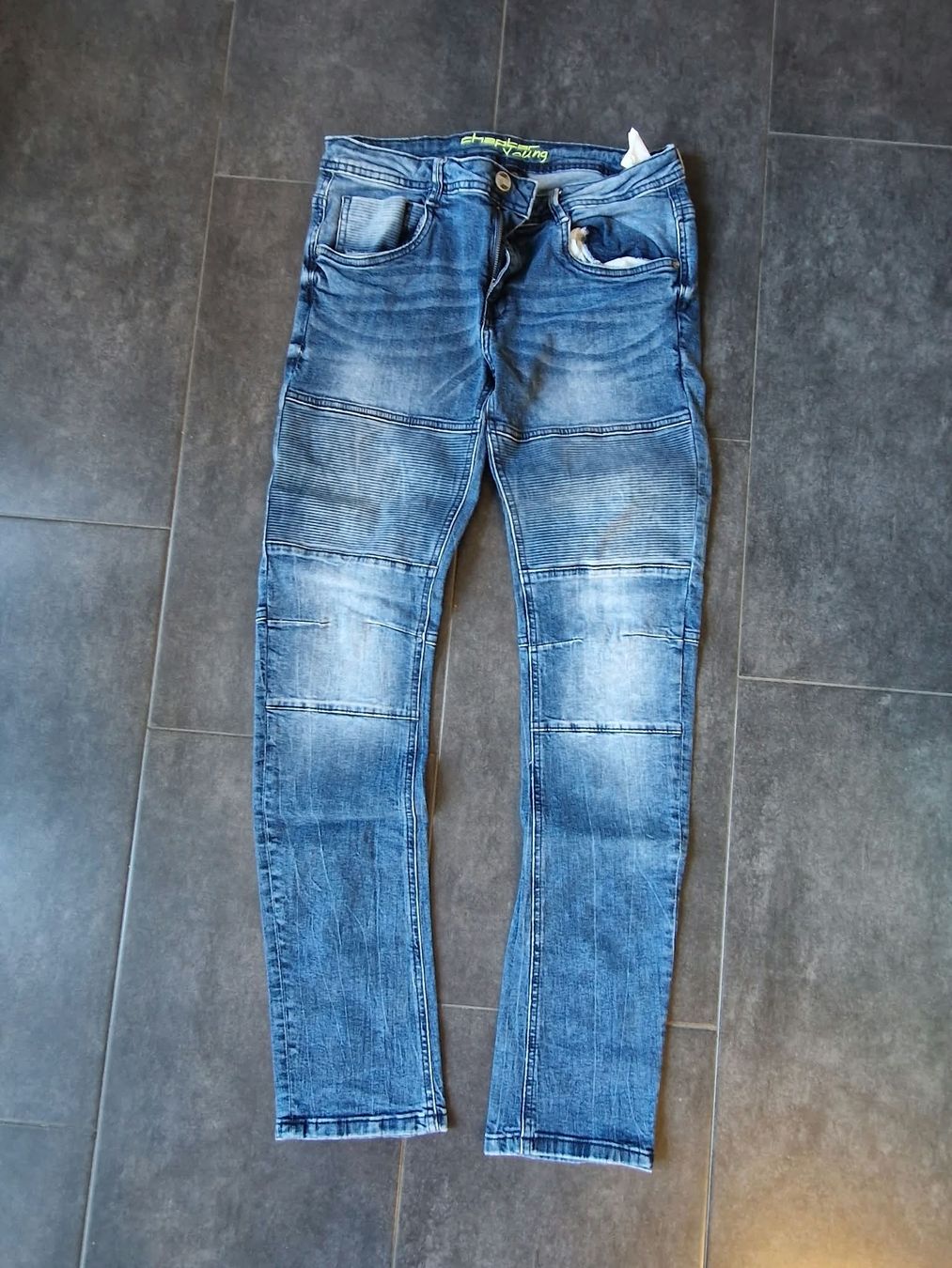 Lotti & Set di vestiti: Jeans-Paket Gr. 170 – Usato da SCHERZINGEN venduto da Corinne131313 3