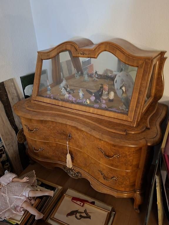 Vitrinen: Antike Vitrine – Gebraucht aus Fulenbach von Wulle-Egge 1